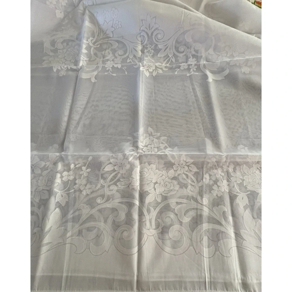 Vintage White Damask Tablecloth 84